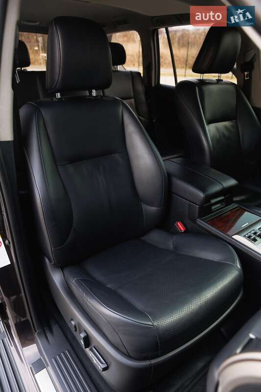 Внедорожник / Кроссовер Lexus GX 2011 в Дубно