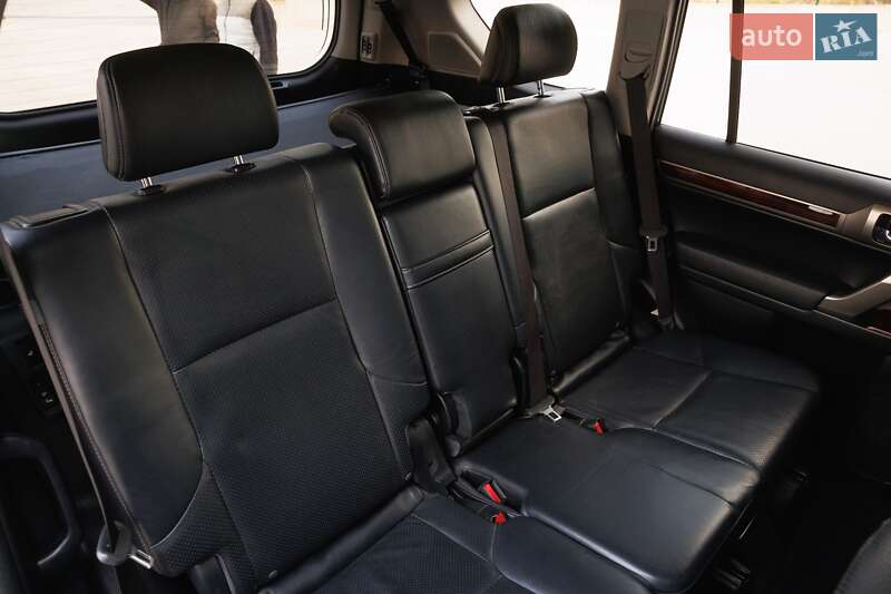 Внедорожник / Кроссовер Lexus GX 2011 в Дубно