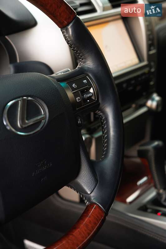 Внедорожник / Кроссовер Lexus GX 2011 в Дубно