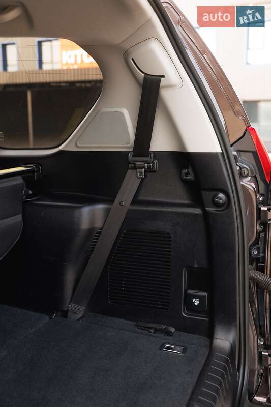 Внедорожник / Кроссовер Lexus GX 2011 в Дубно