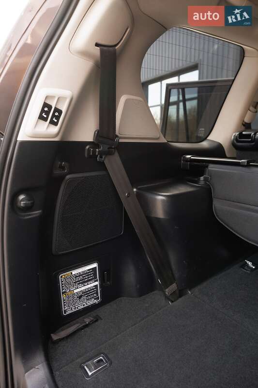 Внедорожник / Кроссовер Lexus GX 2011 в Дубно