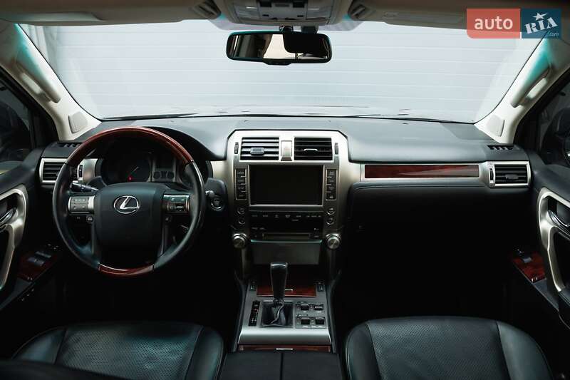 Внедорожник / Кроссовер Lexus GX 2011 в Дубно