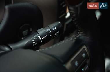 Позашляховик / Кросовер Lexus GX 2011 в 