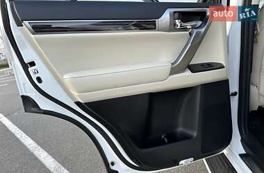 Внедорожник / Кроссовер Lexus GX 2021 в 