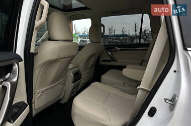 Позашляховик / Кросовер Lexus GX 2020 в 