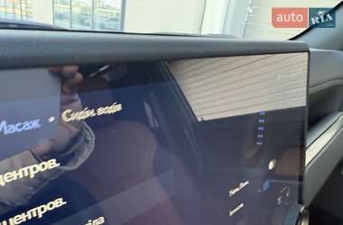 Позашляховик / Кросовер Lexus GX 2024 в 