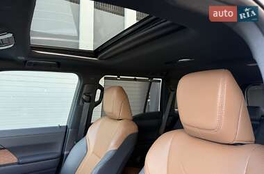 Позашляховик / Кросовер Lexus GX 2024 в 