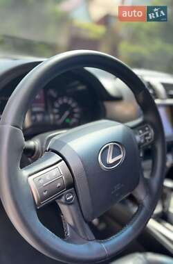 Внедорожник / Кроссовер Lexus GX 2013 в 