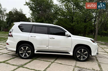 Позашляховик / Кросовер Lexus GX 2014 в 