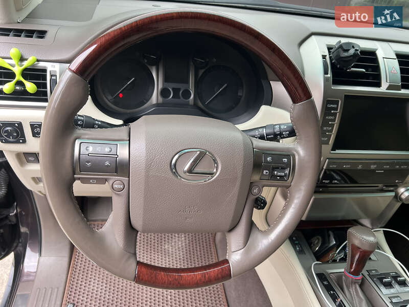 Внедорожник / Кроссовер Lexus GX 2011 в Белогородке