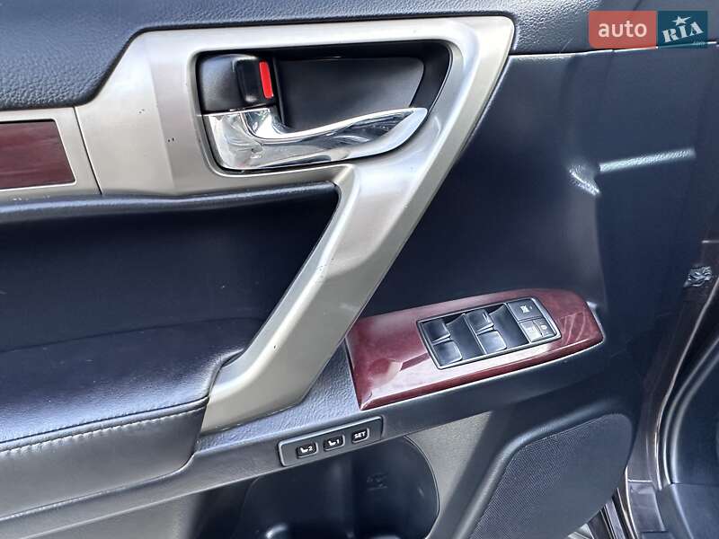 Внедорожник / Кроссовер Lexus GX 2013 в Днепре
