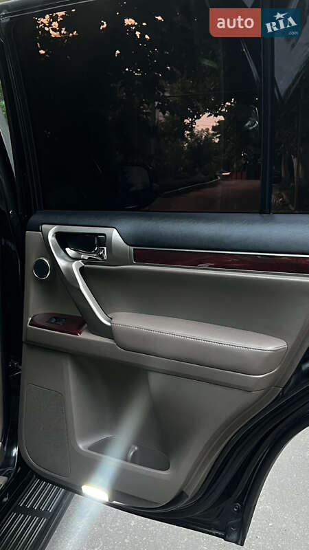 Внедорожник / Кроссовер Lexus GX 2010 в Одессе