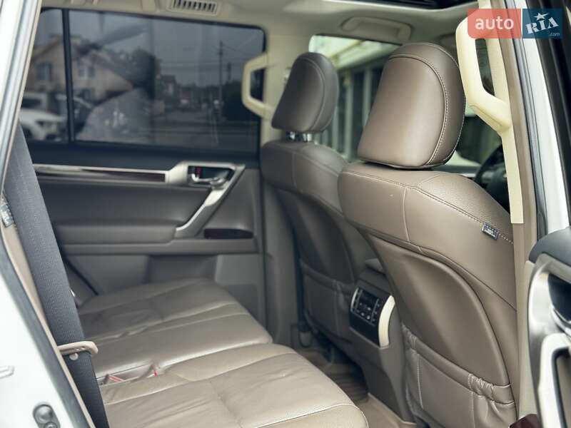 Внедорожник / Кроссовер Lexus GX 2015 в Ивано-Франковске