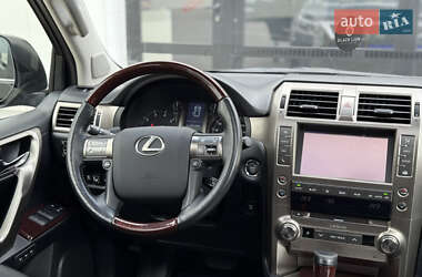 Внедорожник / Кроссовер Lexus GX 2013 в 