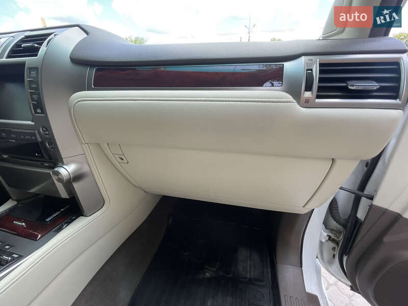 Внедорожник / Кроссовер Lexus GX 2011 в Днепре