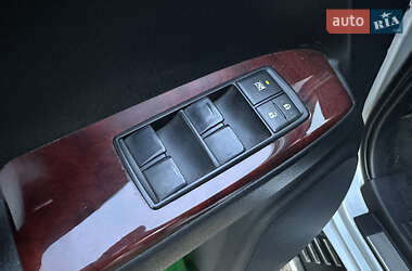 Внедорожник / Кроссовер Lexus GX 2010 в 