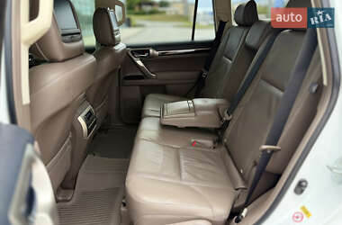 Позашляховик / Кросовер Lexus GX 2014 в 