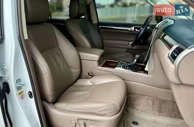 Позашляховик / Кросовер Lexus GX 2014 в 