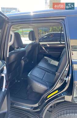 Внедорожник / Кроссовер Lexus GX 2013 в 