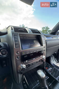 Внедорожник / Кроссовер Lexus GX 2019 в 