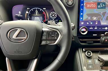 Позашляховик / Кросовер Lexus GX 2024 в 