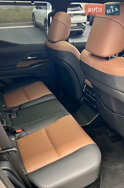 Позашляховик / Кросовер Lexus GX 2024 в 