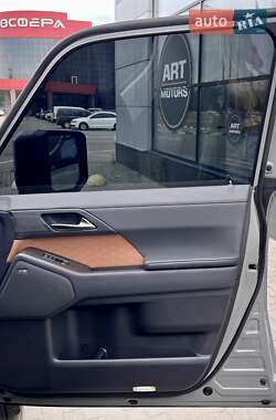Позашляховик / Кросовер Lexus GX 2024 в 