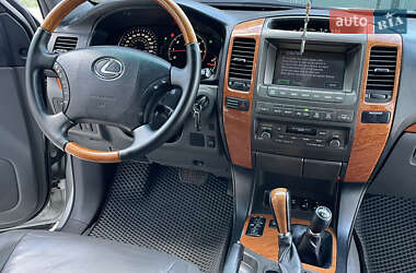 Внедорожник / Кроссовер Lexus GX 2004 в 