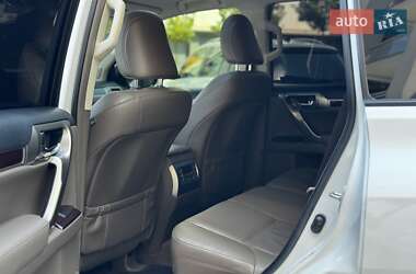 Позашляховик / Кросовер Lexus GX 2015 в 