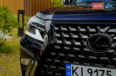 Позашляховик / Кросовер Lexus GX 2019 в 