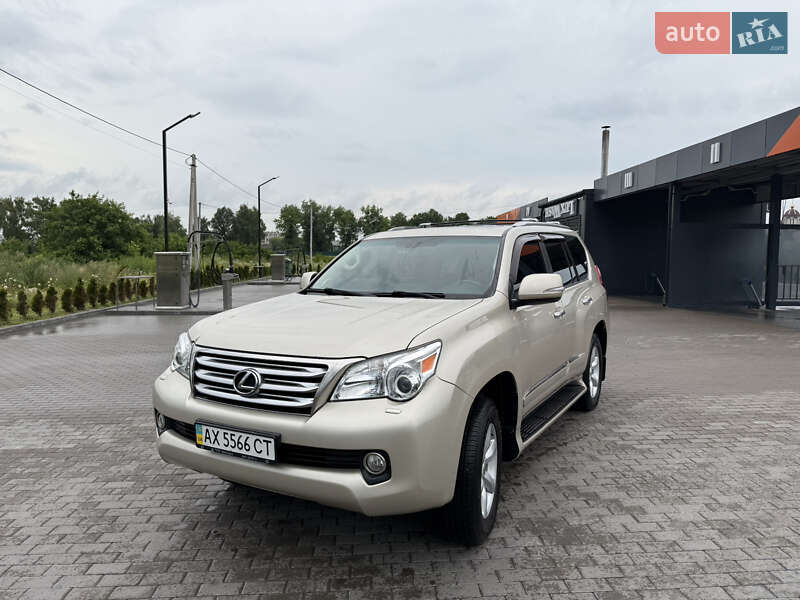 Позашляховик / Кросовер Lexus GX 2010 в Золочеві