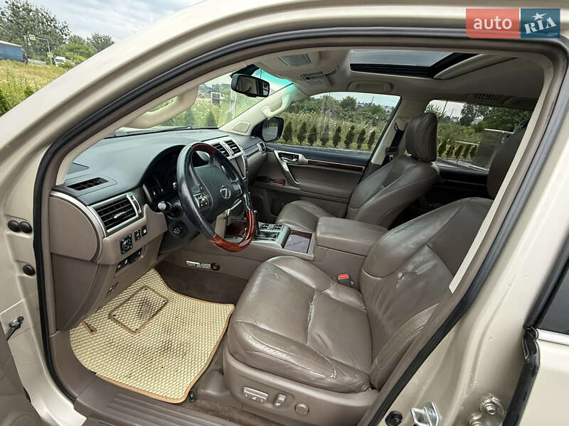 Позашляховик / Кросовер Lexus GX 2010 в Золочеві