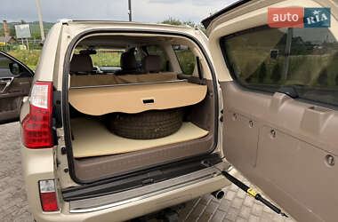 Внедорожник / Кроссовер Lexus GX 2010 в 