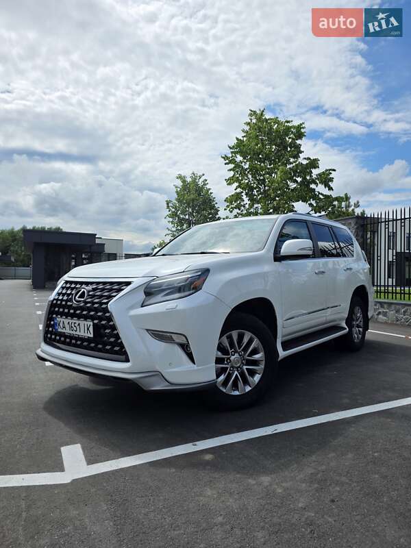 Внедорожник / Кроссовер Lexus GX 2018 в 
