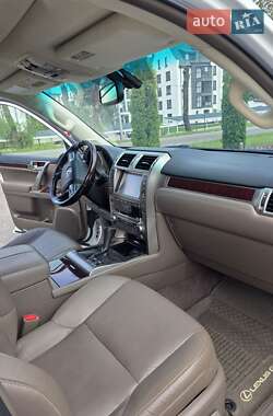 Внедорожник / Кроссовер Lexus GX 2018 в 