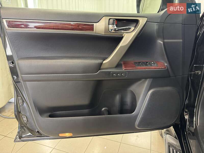Внедорожник / Кроссовер Lexus GX 2010 в Киеве