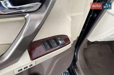 Внедорожник / Кроссовер Lexus GX 2010 в 