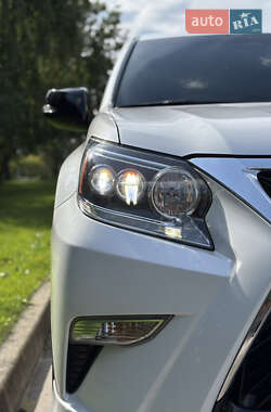 Внедорожник / Кроссовер Lexus GX 2017 в 