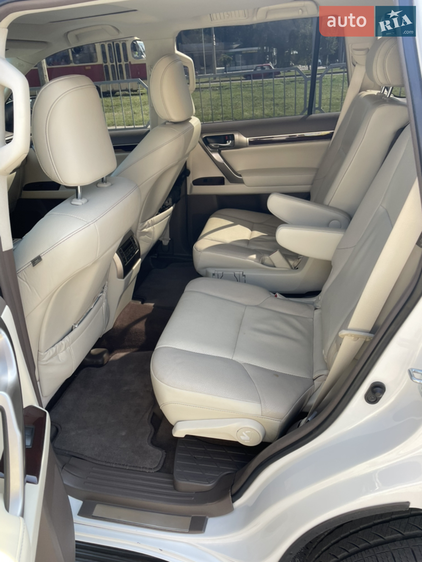 2016 Lexus GX - мініатюра 10