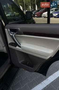 Внедорожник / Кроссовер Lexus GX 2013 в 