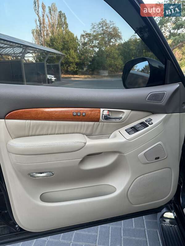 Внедорожник / Кроссовер Lexus GX 2006 в Днепре