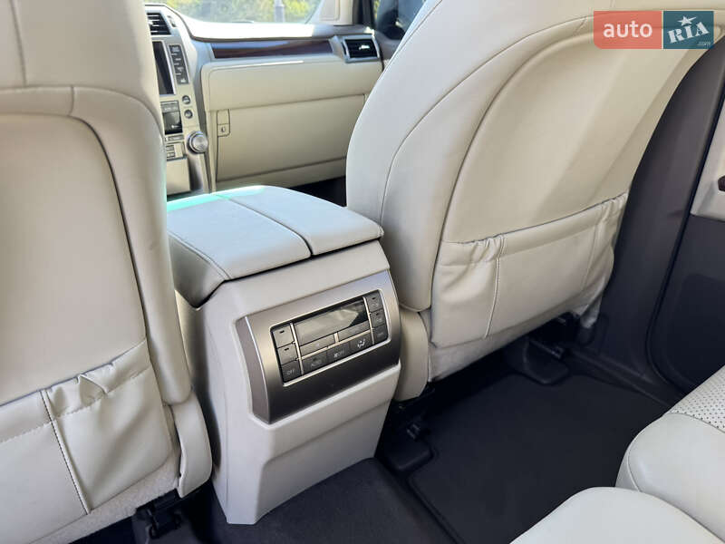 Позашляховик / Кросовер Lexus GX 2011 в Києві фото 56 Позашляховик / Кросовер Lexus GX 2011 в Києві