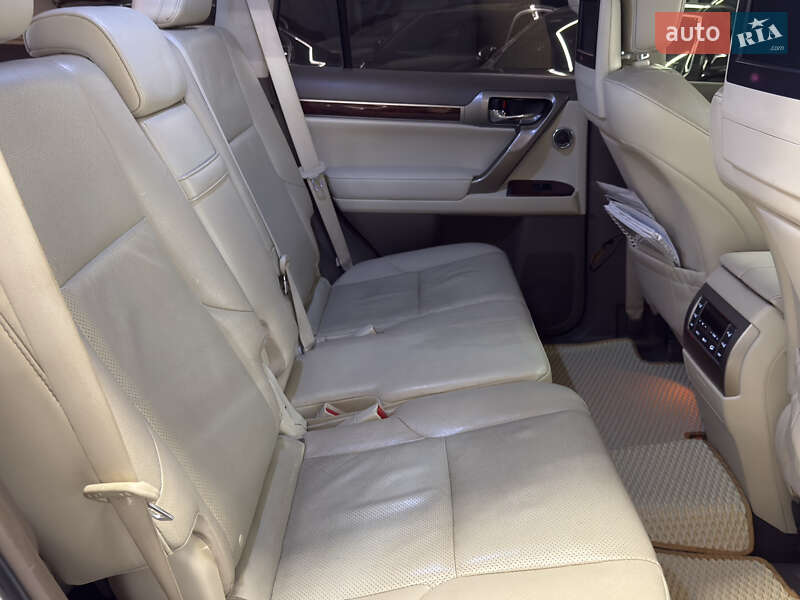 Внедорожник / Кроссовер Lexus GX 2010 в Николаеве