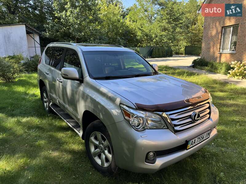 Внедорожник / Кроссовер Lexus GX 2010 в 