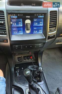 Позашляховик / Кросовер Lexus GX 2005 в 