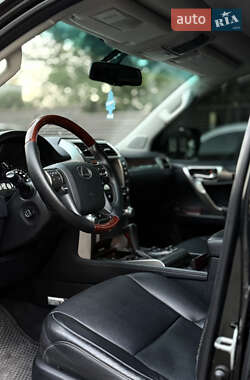 Внедорожник / Кроссовер Lexus GX 2012 в 