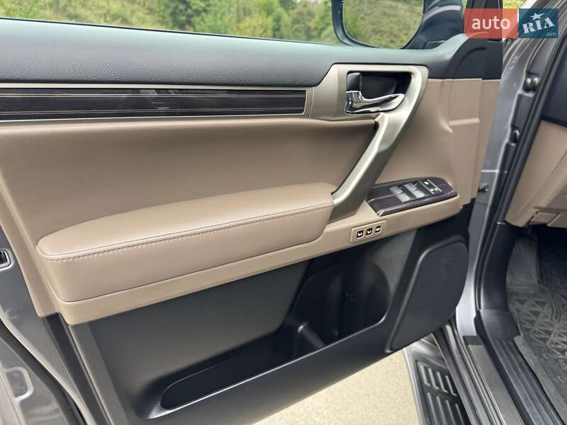 Позашляховик / Кросовер Lexus GX 2020 в Києві