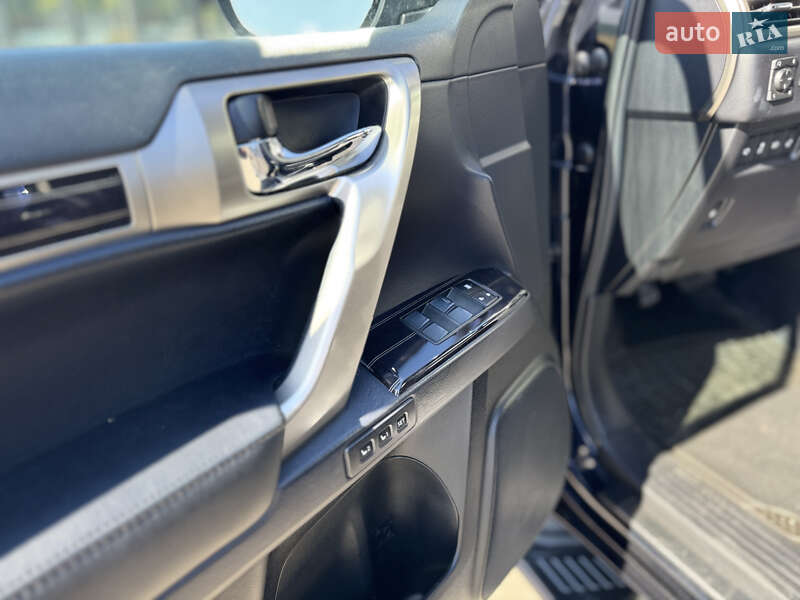 Внедорожник / Кроссовер Lexus GX 2021 в Киеве