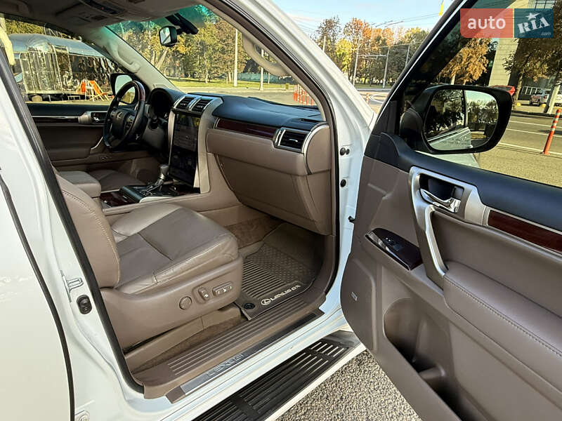 Внедорожник / Кроссовер Lexus GX 2014 в Харькове