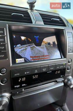 Позашляховик / Кросовер Lexus GX 2011 в 